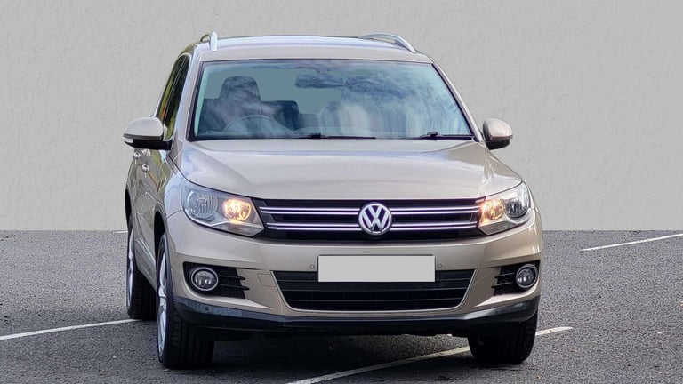 image for 2014 Volkswagen Tiguan 2.0 TDi BlueMotion Tech Match 5dr DSG ESTATE DIESEL Automatic