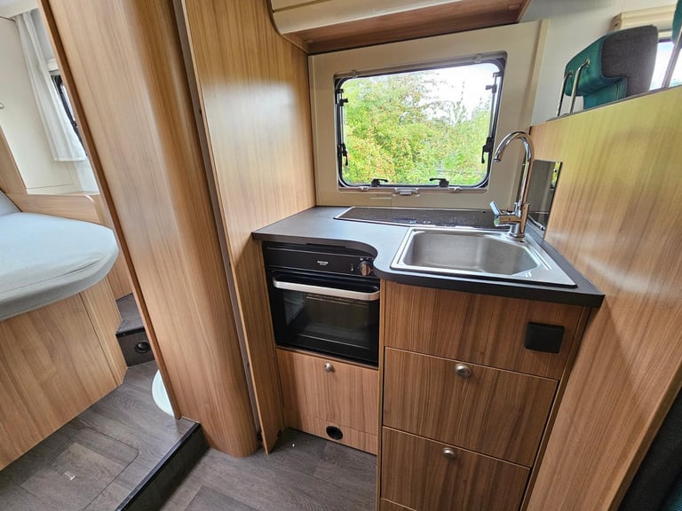 ADRIA SUNLIVING S70 SC 2.3TD AUTOMATIC MOTORHOME 2019