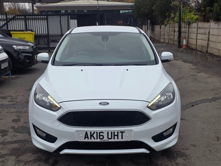 2016 Ford Focus 1.0 EcoBoost 125 Zetec S 5dr Auto HATCHBACK PETROL Automatic