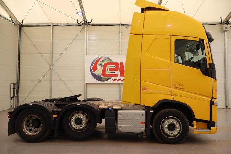 2019 (19 PLATE) Volvo  FH460 6x2 Euro 6 Tractor Units
