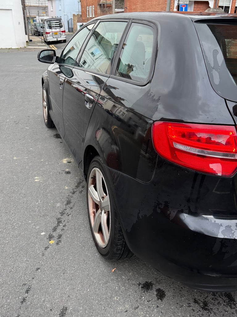 Audi, A3, Hatchback, 2010, Manual, 1595 (cc), 5 doors