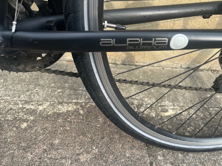 TREK 7.1 FX Step-Through Hybrid Lightweight Ladies bike in Black Charcoal colour