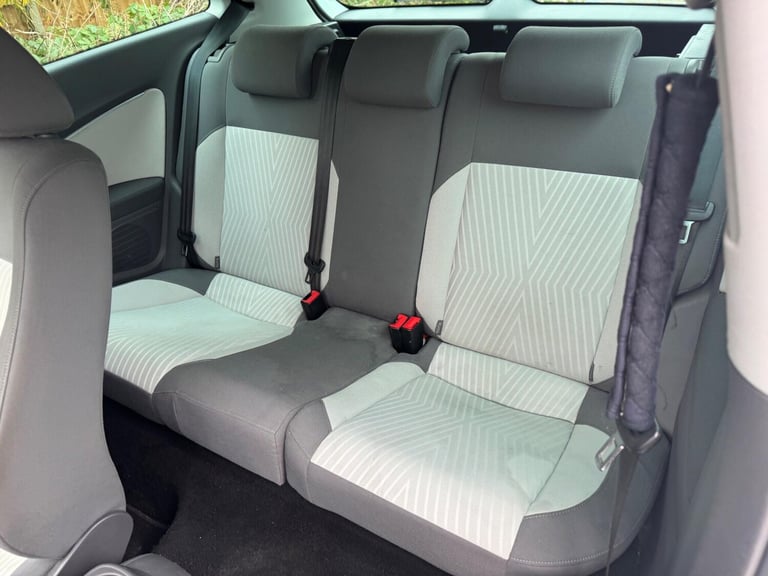 2015 Volkswagen Polo 1.0 BlueMotion Tech SE Design Euro 6 (s/s) 3dr HATCHBACK Petrol Manual