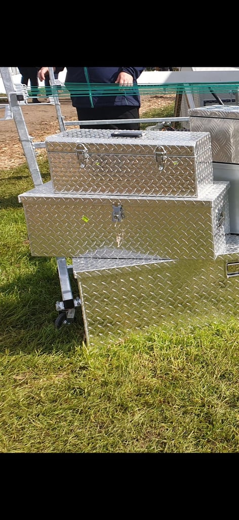 Aluminium Checker Plate toolboxes suit lorries trucks Trailers tractor recovery straps & parts