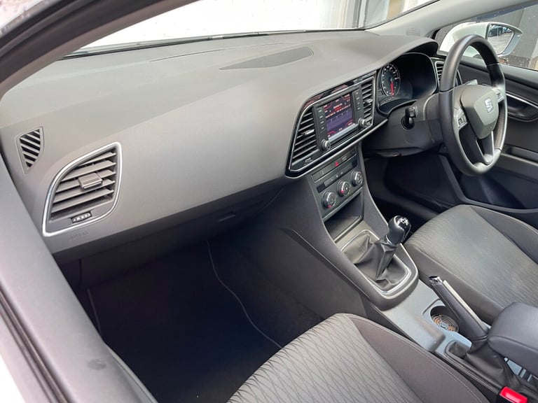 2014 SEAT Leon 1.6 TDI CR SE Hatchback 5dr Diesel Manual Euro 5 (s/s) (105 ps) Hatchback Diesel M...
