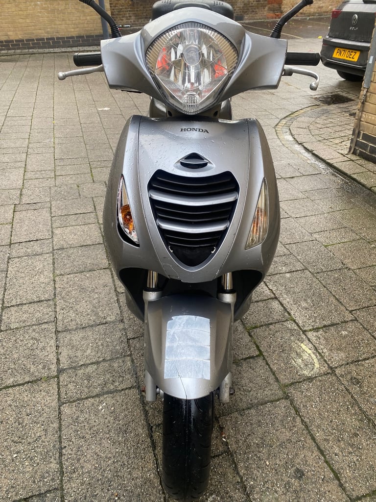 Honda, PES, 2012, 125 (cc)