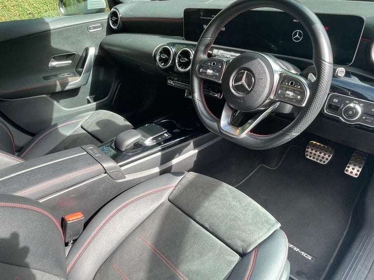 2020 70 MERCEDES-BENZ A-CLASS 2.0 A200D AMG LINE EXECUTIVE HATCHBACK 5DR DIESEL 