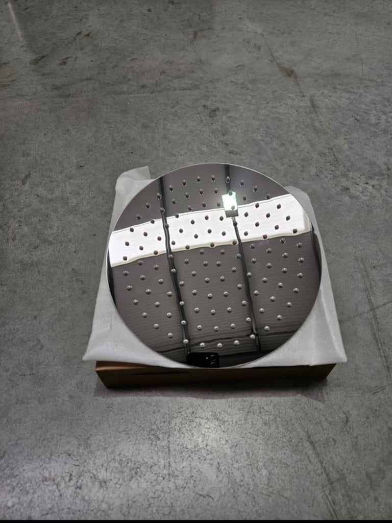 image for Chrome 250mm Shower Head & 300mm Wall Arm (New In Box)