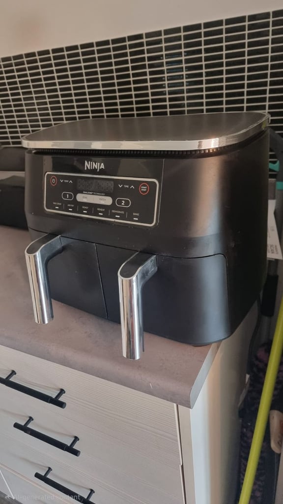 * Ninja Air Fryer * 