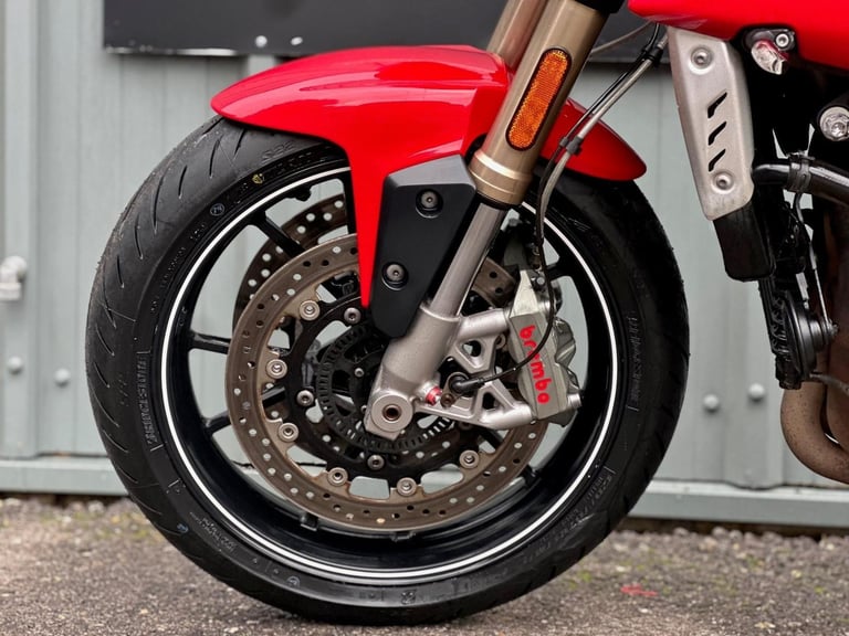 Stunning 2016/66 Triumph Speed Triple 1050 S Motorcycle