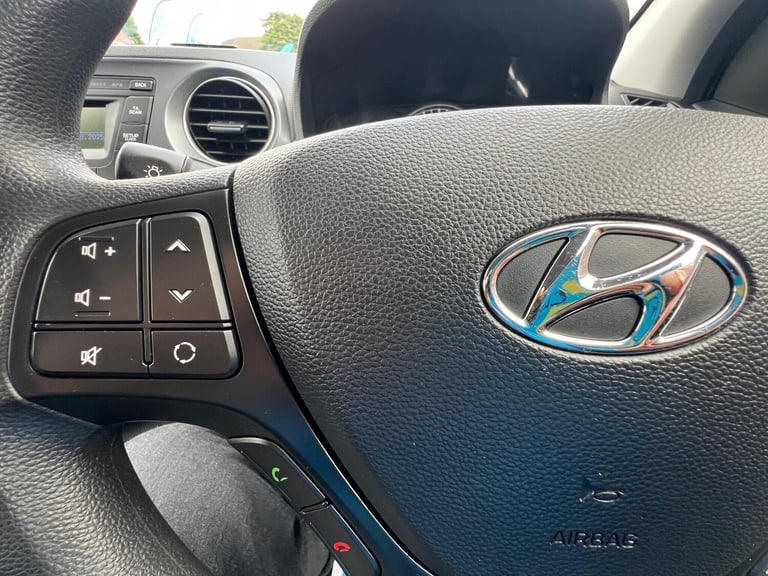 2017 Hyundai i10 1.0 SE Euro 6 5dr HATCHBACK Petrol Manual