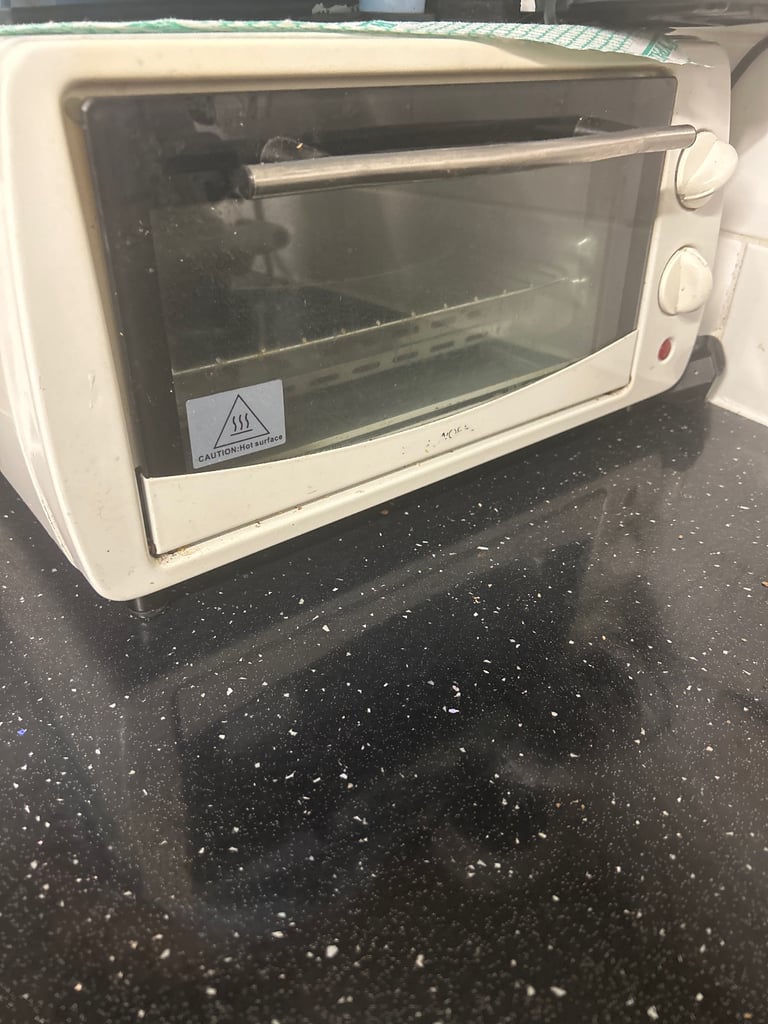 image for Mini oven 