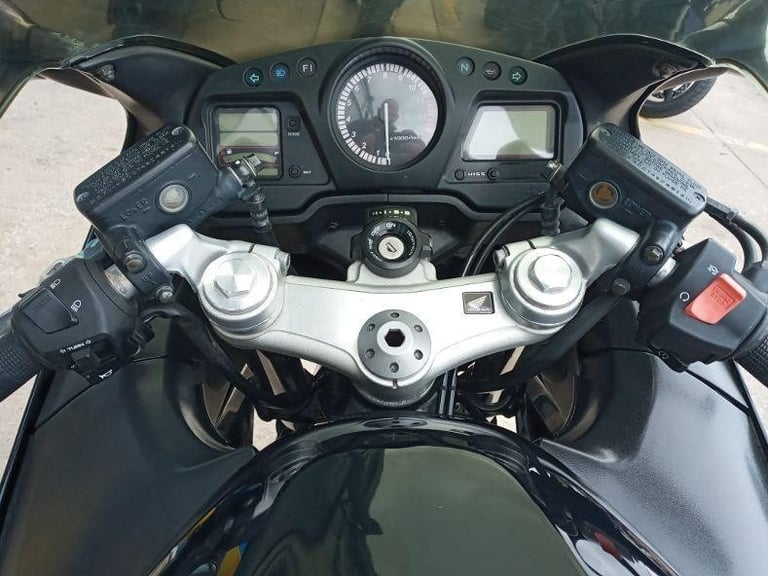 2003 Honda CBR1100XX Super Blackbird