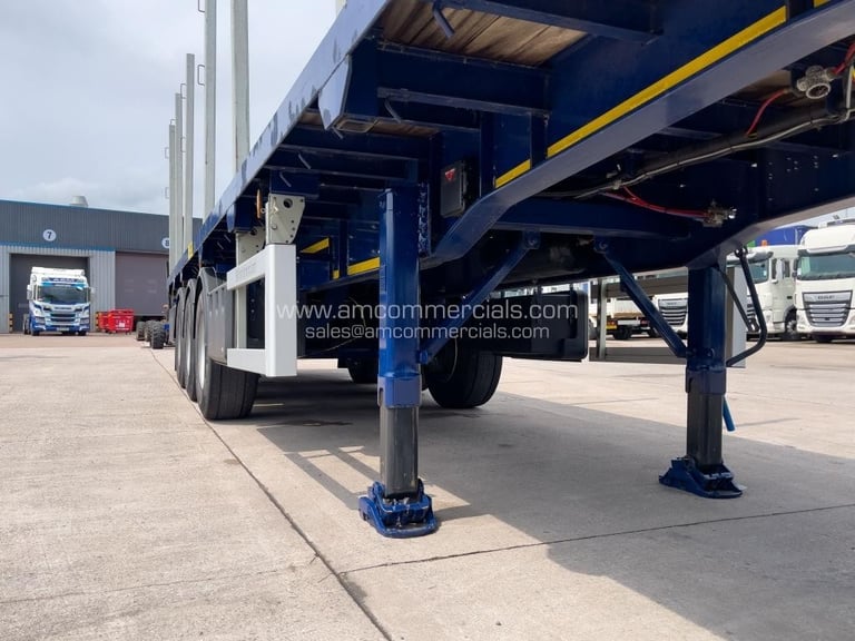 MONTRACON FLATBED 40FT TRI AXLE TRAILER