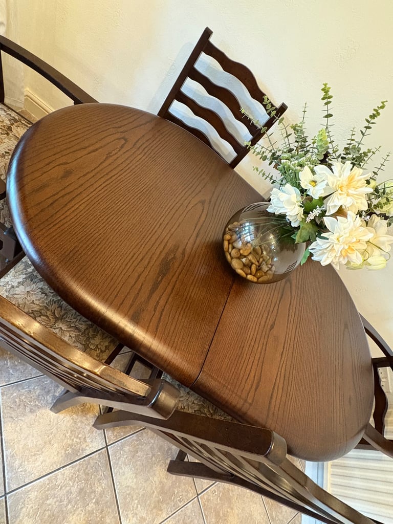 Dining table and chairs 