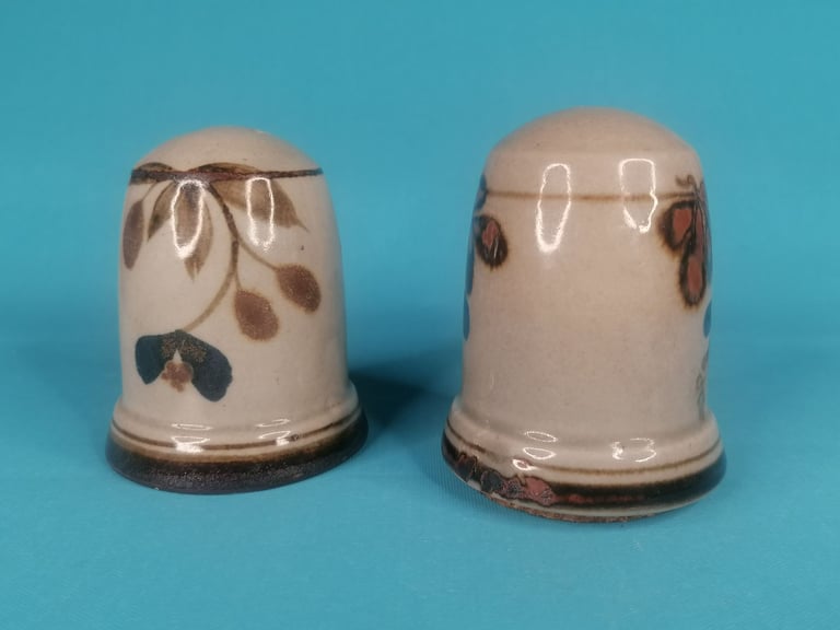 Very nice, Vintage Home Village salt&pepper shaker. As seen. 
