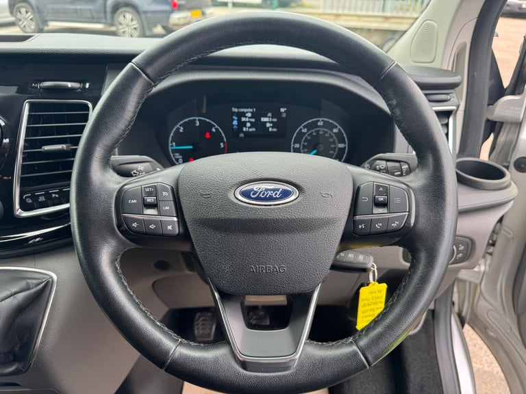 2022 Ford Transit Custom Ford Transit Custom 2.0 320 Limited  Crew Cab  Low