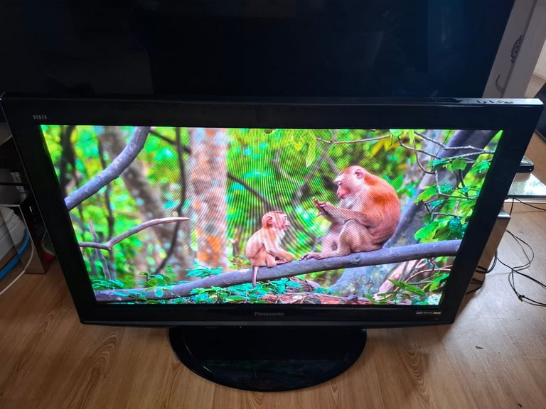 37 inch Panasonic HD Ready TV 