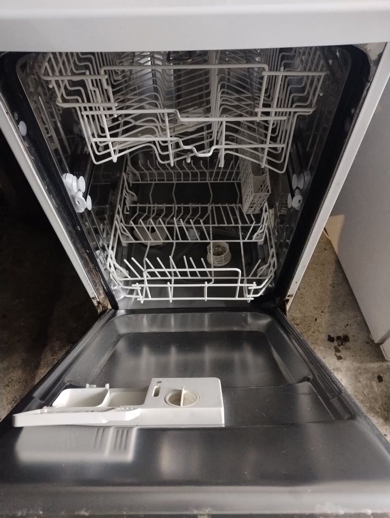 Slimline dishwasher FREE DELIVERY 