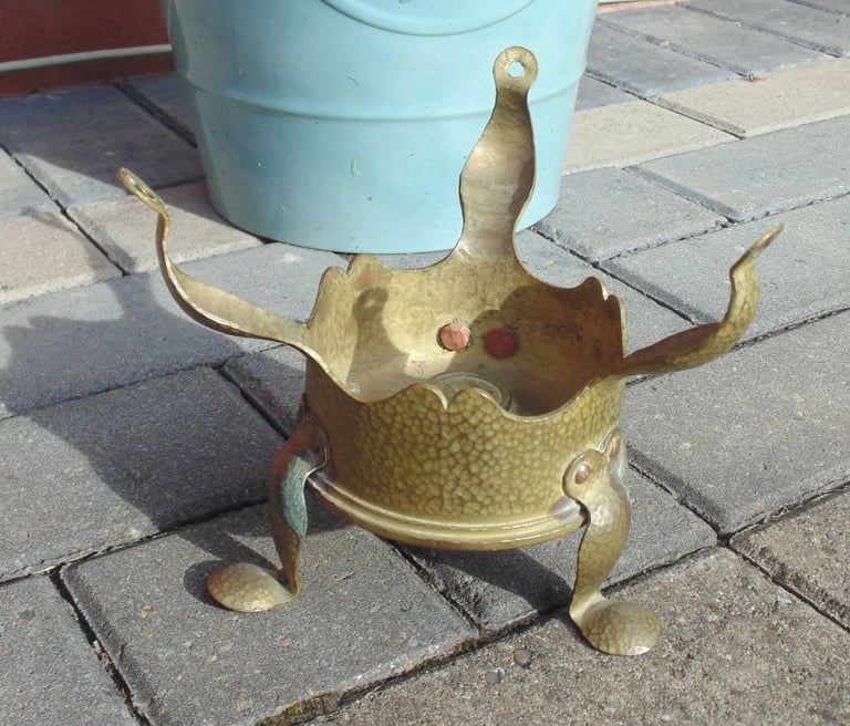image for (#1592) 1916 brass shell WW1 trench art stand base (Pick up or post, Dy4 area)