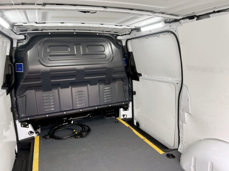 2023 Mercedes-Benz Vito 116 e Progressive Panel Van Electric Automatic