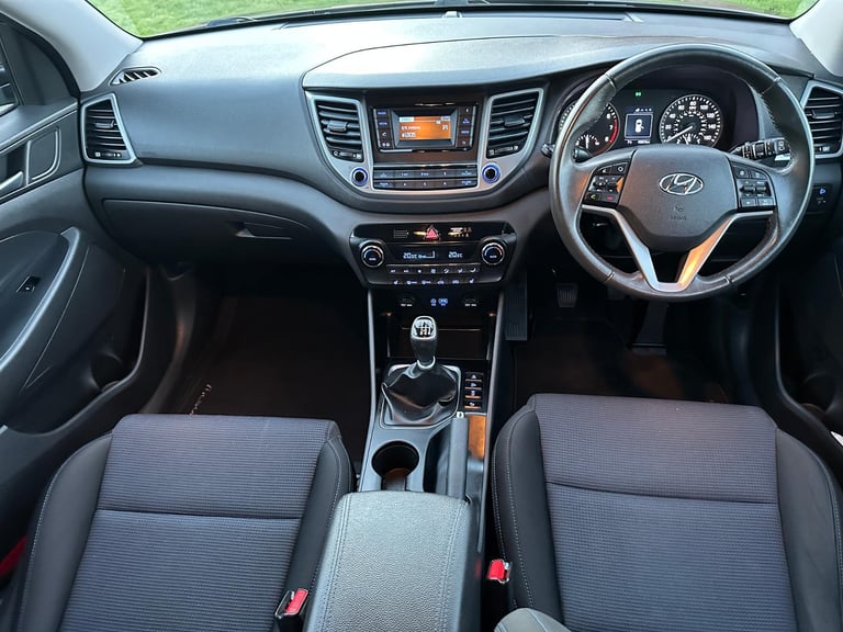 Hyundai Tucson 1.6 GDI *** LOW MILEAGE *** STUNNING CAR