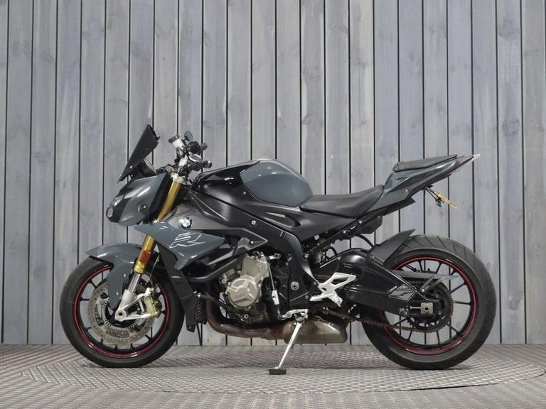 2017 17 BMW S 1000 R