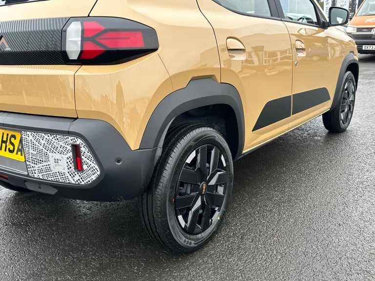 2024 Dacia Spring 65 26.8kWh EXTREME Auto 5dr HATCHBACK Electric Automatic