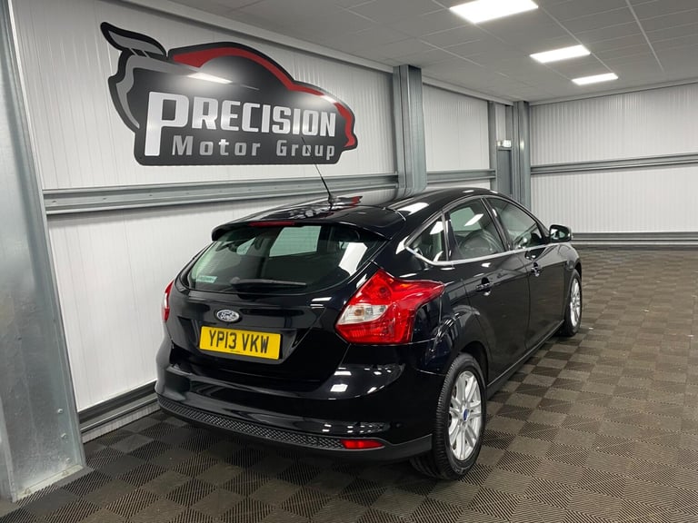  Ford Focus 1.0T EcoBoost Titanium Euro 5 (s/s) 5dr Petrol Manual