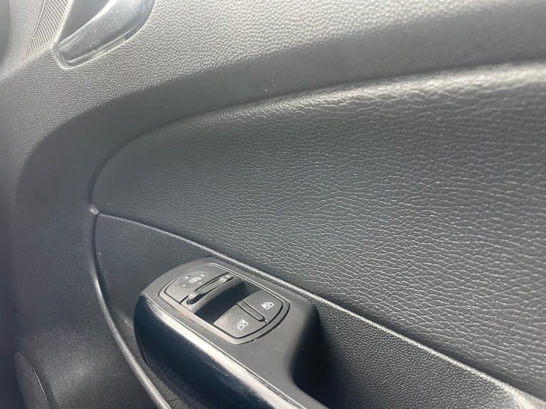 VAUXHALL CORSA 1.2 VVT ACTIVE 62 REG BLACK 3 DOOR MOT FEBRUARY 18TH 2026 SERVICE HISTORY 50+MPG