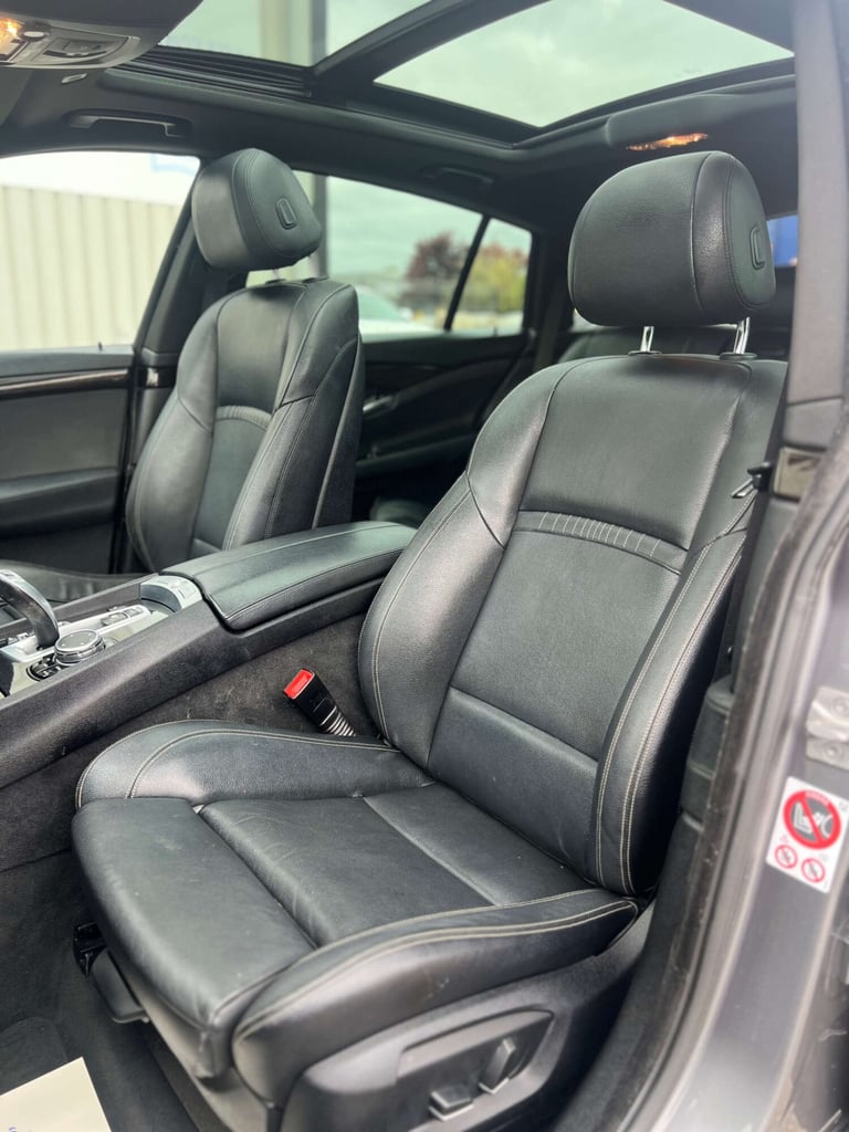 2015 BMW 5 Series 520d M Sport 5dr Step Auto HATCHBACK DIESEL Automatic