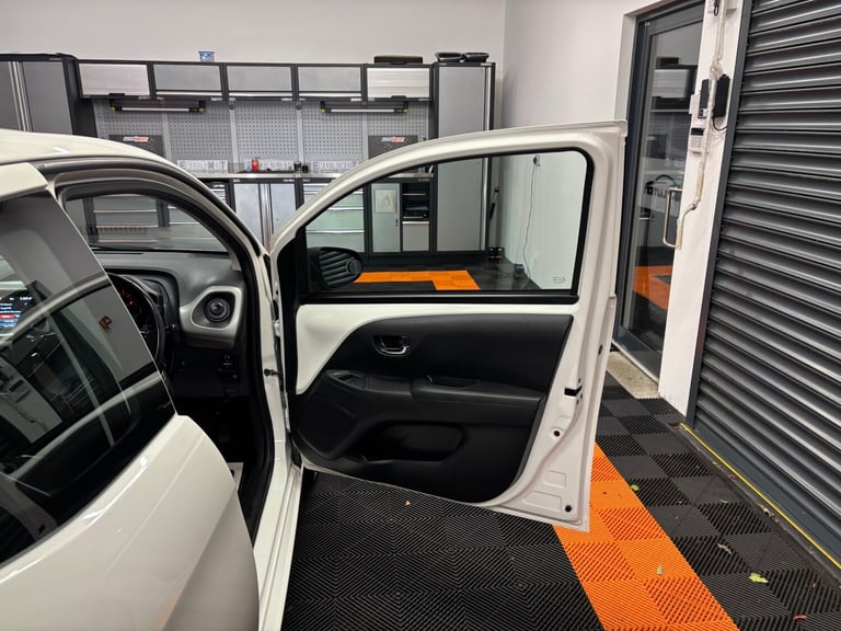 2018 Toyota AYGO 1.0 VVT-i X-Play 5dr HATCHBACK Petrol Manual