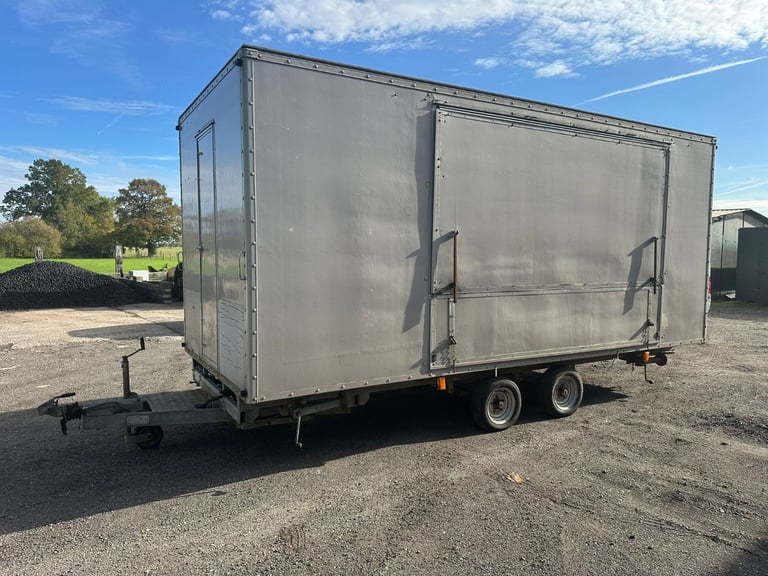 Elston large box trailer 