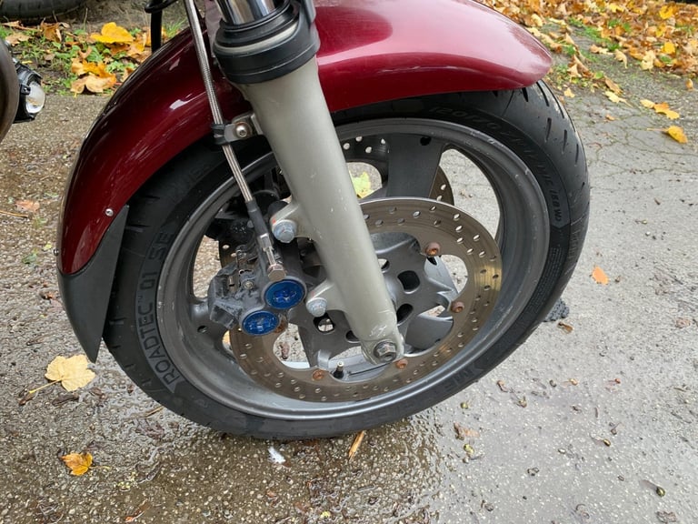 1999 Yamaha XJ900S DIVERSION SHAFT' WITH FULL GIVI LUGGAGE (CLASSIC MOTORCYCLE)