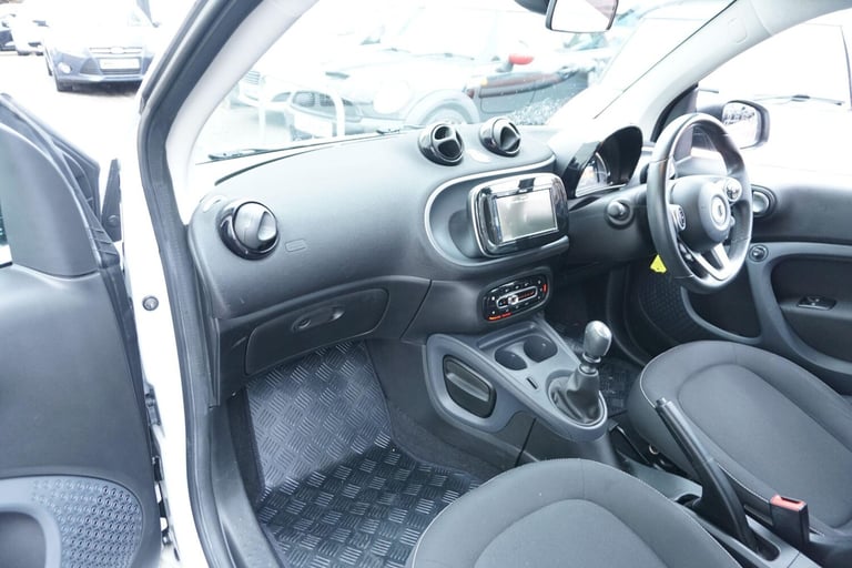 2017 smart fortwo 0.9T Passion Euro 6 (s/s) 2dr COUPE Petrol Manual