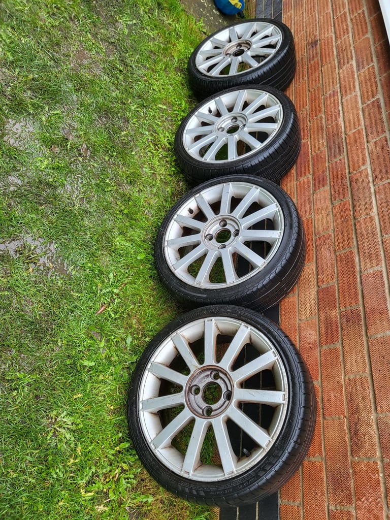 17 inch 4x108 Ford Alloy wheels