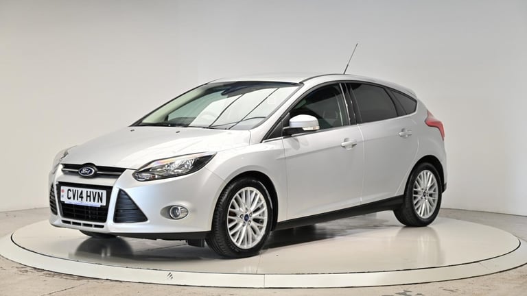 2014 Ford Focus 1.6 TDCi Zetec Euro 5 (s/s) 5dr HATCHBACK Diesel Manual