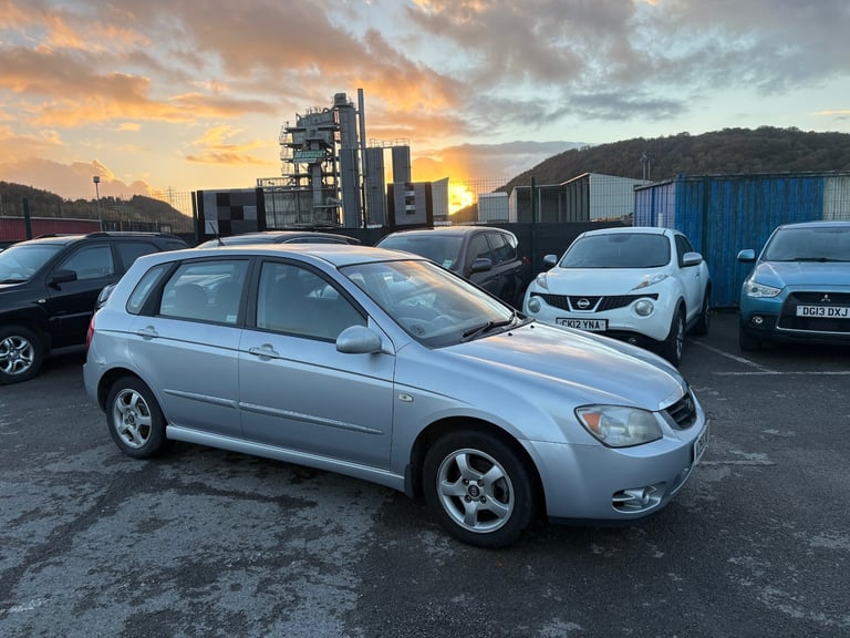 2005 Kia Cerato 1.6 LX 5dr AUTOMATIC - New Mot On sale - HATCHBACK Petrol Automatic