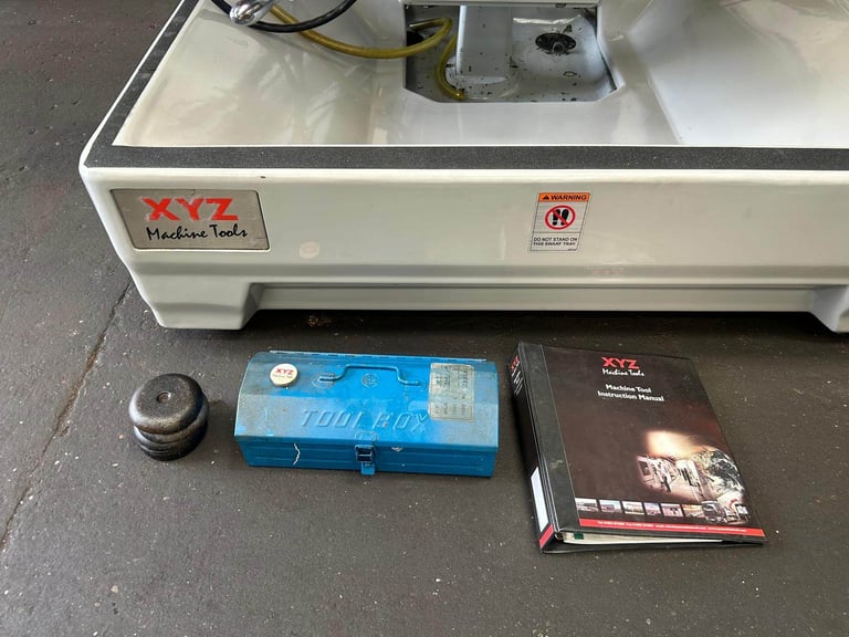 XYZ MODEL SMX 2000 CNC TURRET MILLING MACHINE R8 YEAR 2015