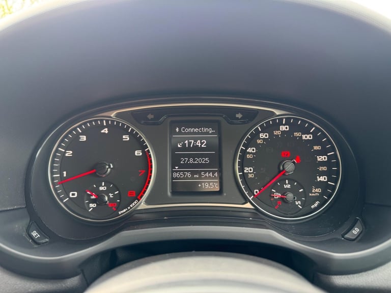 2013 Audi A1 1.2 TFSI Sport Sportback Euro 5 (s/s) 5dr HATCHBACK Petrol Manual