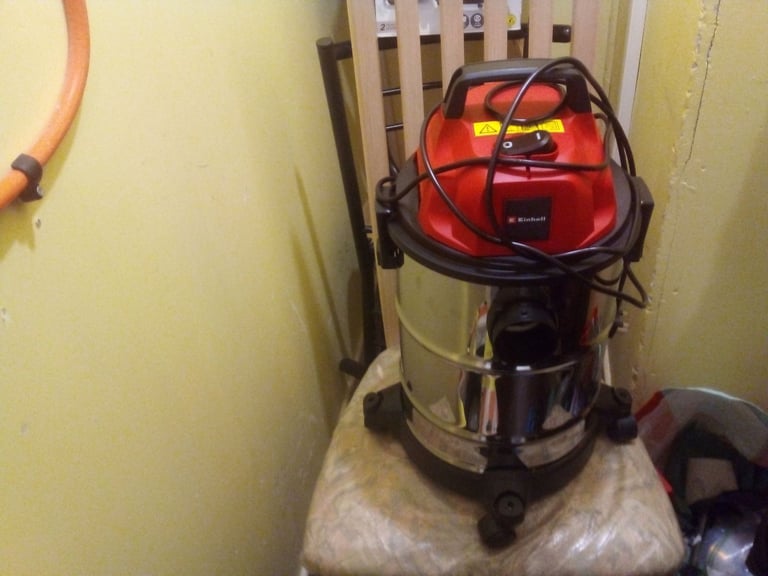 image for wet and dry vacum cleaner as new