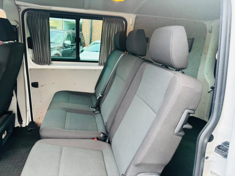 2017 Volkswagen Transporter 2.0 BiTDI T32 BlueMotion Tech Window Van 4dr Diesel