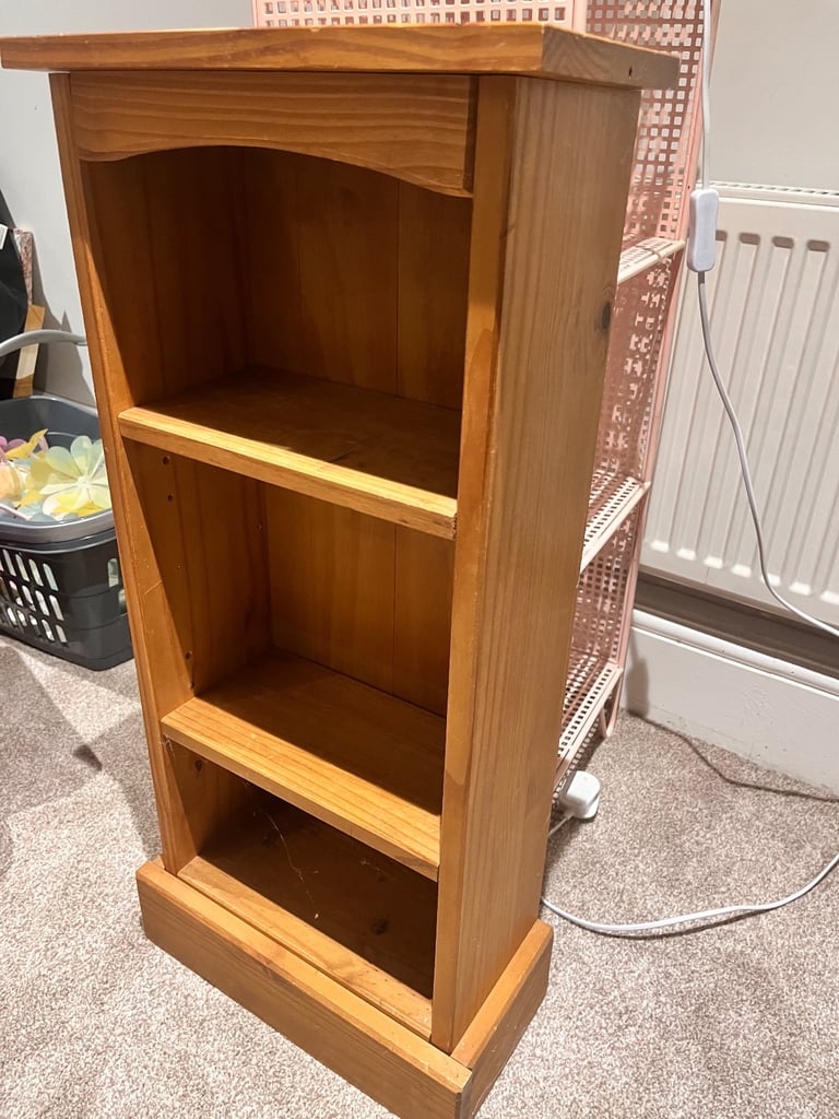 Solid wood shelf unit 