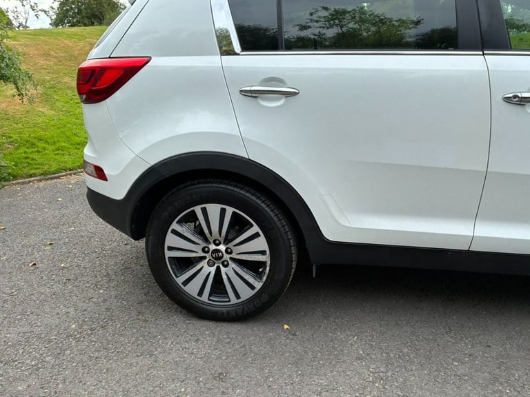 2014 64 KIA SPORTAGE 1.7 CRDI ECODYNAMICS 3 SUV 5DR DIESEL MANUAL 2WD EURO 5 (S/