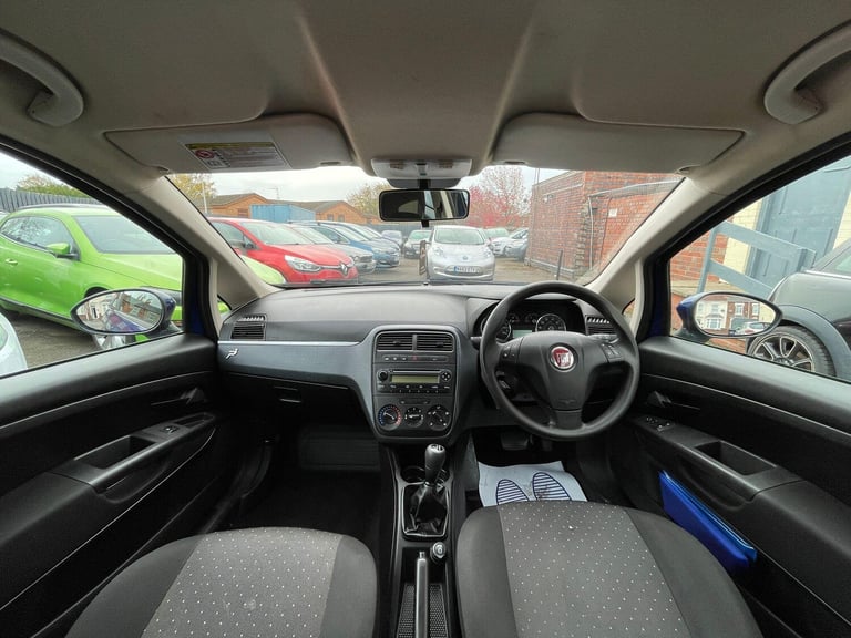 2009 Fiat Grande Punto 1.4 Active Auto Euro 4 3dr HATCHBACK Petrol Automatic