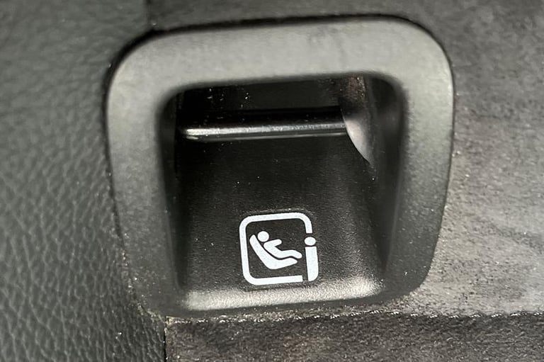 2020 Mercedes-Benz A-Class A180 AMG Line Executive NAVIGATION, HEATED SEATS, REAR CAMERA! Manual ...