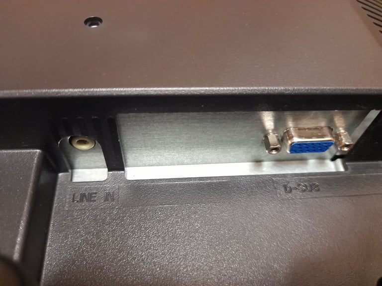 AOC lcd monitor W20W