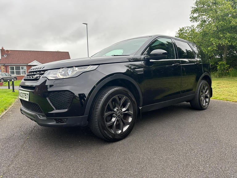 Land Rover Discovery Sport 4x4 / AUTO / 7 SEATS / HUGE SPEC 