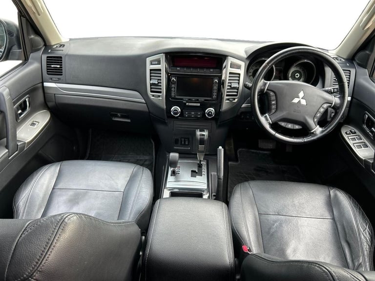 2016 Mitsubishi Shogun 3.2 DI-DC SG3 SUV 5dr Diesel Auto 4WD Euro 6 LWB (187 ps) ESTATE Diesel Au...