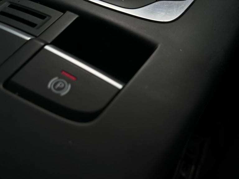 2018 Audi A3 1.5 TFSI CoD Black Edition Saloon 4dr Petrol Manual Euro 6 (s/s) (150 ps) Saloon Pet...